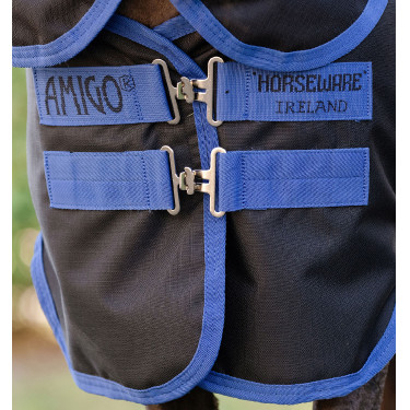 Capa Horseware Amigo Ripstop 900D Petite Turnout 200g Preto / azul clássico Capa Horseware Amigo Ripstop 900D Petite Turnout 200g Preto / azul clássico