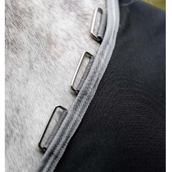 Capa Horseware Amigo 1200D XL Turnout 50g Preto / cinza titânio / prata