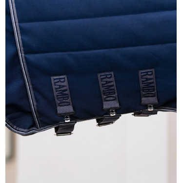 Cobertura Horseware Rambo Optimo Stable Plus 200g Marinho / tempestade / cinza prateado Azul-marinho Cobertura Horseware Rambo Optimo Stable Plus 200g Marinho / tempestade / cinza prateado Azul-marinho