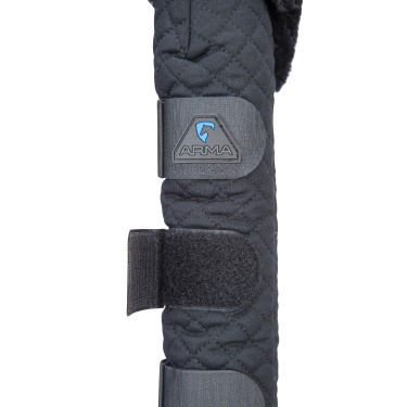 Proteção de cauda acolchoada SupaFleece Shires Arma Preto