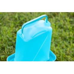 Bebedouro de plástico com pés Bebedouro de plástico com pés