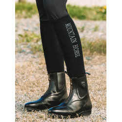 Xanadu Botim de Cano Curto com Fecho Frontal Mountain Horse Xanadu Botim de Cano Curto com Fecho Frontal Mountain Horse
