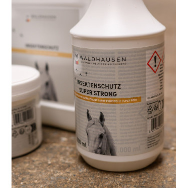 Repelente para cavalos Waldhausen Super Strong 1L