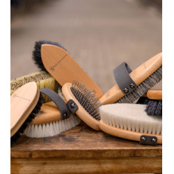 Escova rígida equitação Waldhausen Exclusive Line