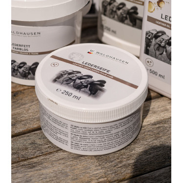 Sabão para couro de equitação Waldhausen 250 ml