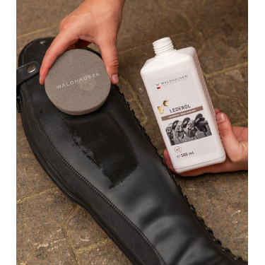 Óleo para Couro de Equitação Waldhausen 500ml