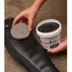 Gordura para couro Waldhausen preta 500 ml Preto Gordura para couro Waldhausen preta 500 ml Preto