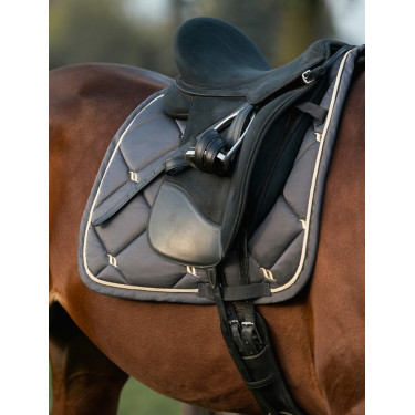 Almofada de Selim Dressage Night Collection Back On Track Cinzento