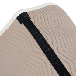 Sela de salto com acolchoado em ondas Equestro Calçada / branco antigo