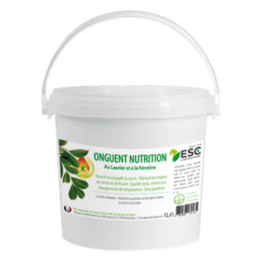 Unguento nutritivo para cascos de cavalo seco