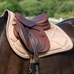 Almofada de Selim Dressage Night Collection Back On Track Nougat Castanho