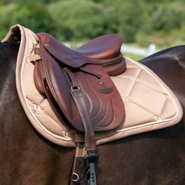 Almofada de Selim Dressage Night Collection Back On Track Nougat Castanho