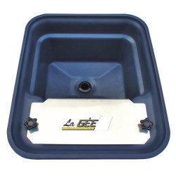 Bebedouro Polybac 30 M simples com borda com cordão e suporte de fixação La Gée