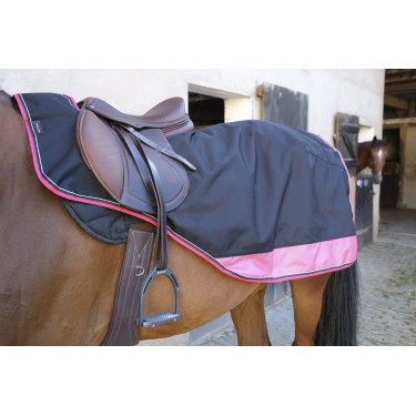 Cobre-rins Equithème Tyrex 1200D forrado com polar Cobre-rins Equithème Tyrex 1200D forrado com polar