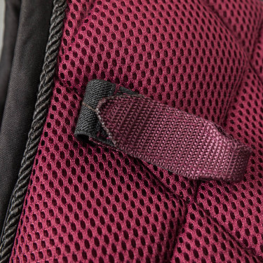 Almofada de Sela Airflow 3D Mesh Dressage Back on Track Bordéus Bord&amp;ocirc;