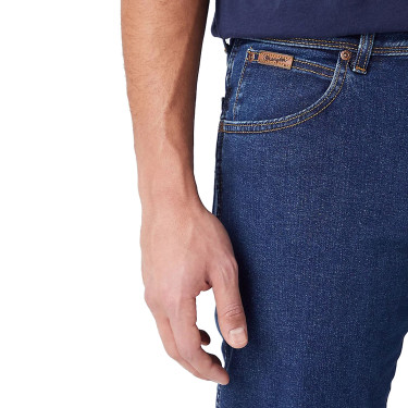 Jean masculino Wrangler Texas stretch escuro Jean masculino Wrangler Texas stretch escuro