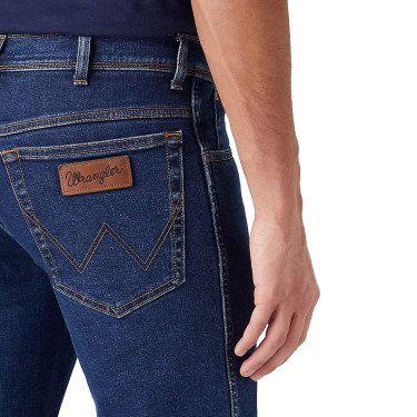 Jean masculino Wrangler Texas stretch escuro Jean masculino Wrangler Texas stretch escuro